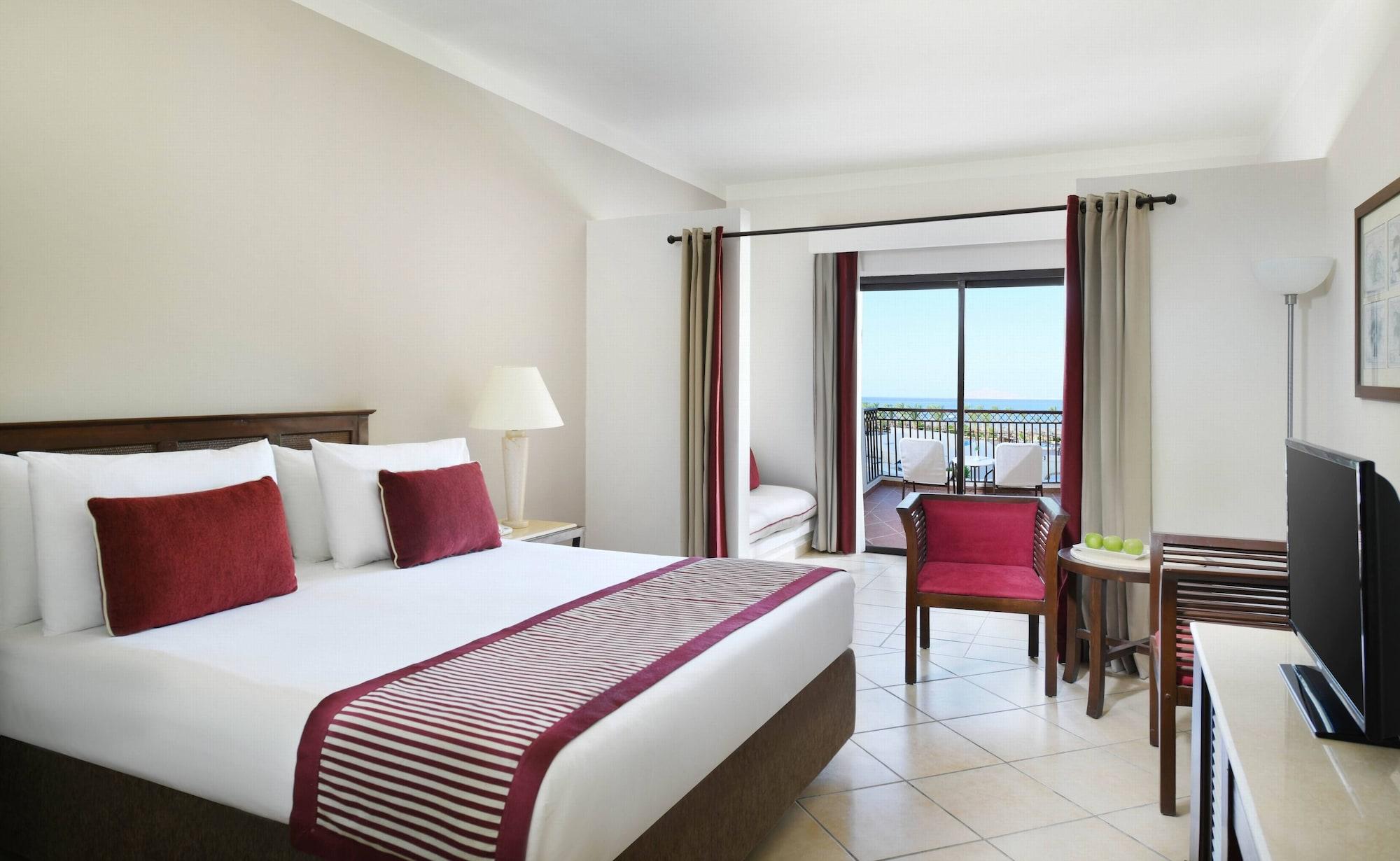 Jaz Belvedere Σαρμ Ελ Σέιχ Εξωτερικό φωτογραφία A room at the Hilton Sharm El Sheikh